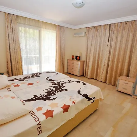 Dom wakacyjny Toros 3 Sitesi